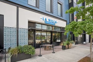 Outdoor seating at a nearby Rockwood restaurant near 459 Rock Apartments in Gresham, Oregon